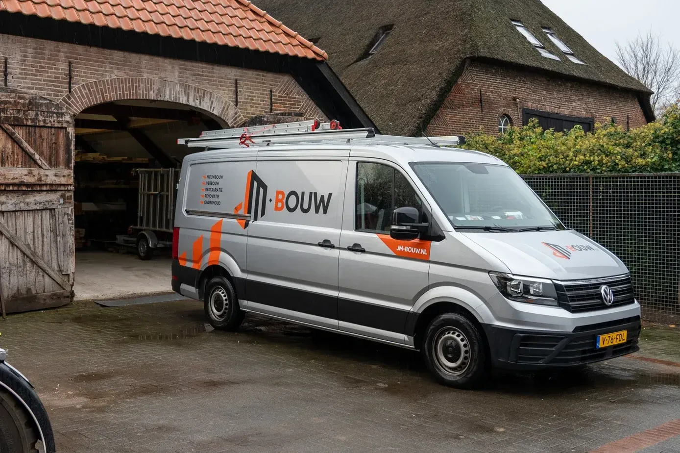 jmbouw-buswebp.webp jmbouw-buswebp.webp